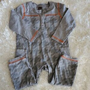 18-24 month onsie by Tea. Excellent condition